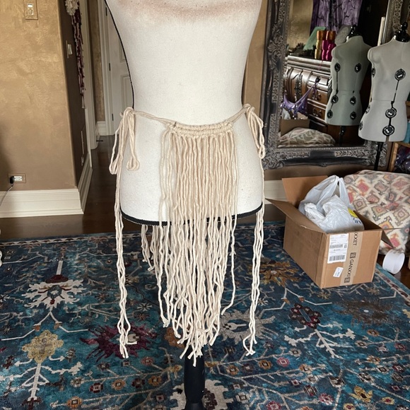 Sexy Handmade Macrame Skirt - Picture 4 of 8